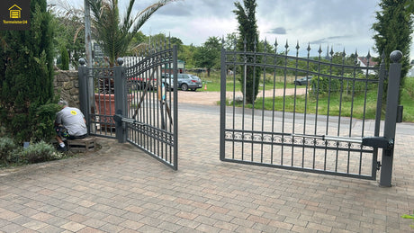 Schweighöfer Tortechnik montiert Sommer Drehtorantriebe in Horrweiler